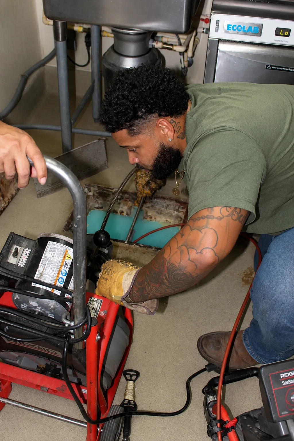Lapin Services for property managers specialist working on-site