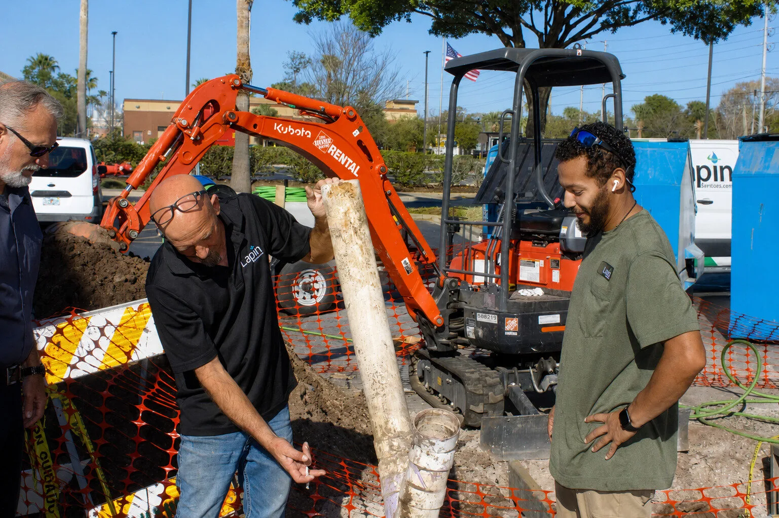 Lapin Services crew and equipment for about us