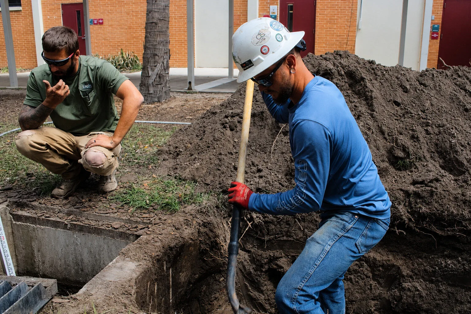Lapin Services crew and equipment for emergency septic
